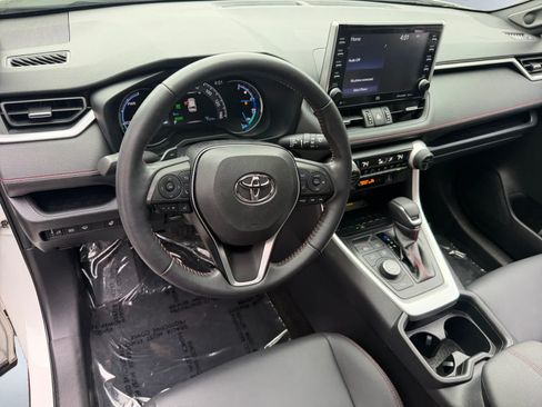 Used 2021 Toyota RAV4 XSE w/ Weather Package AWD/4WD image 6
