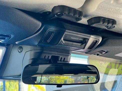 Used 2024 Jeep Wrangler Unlimited image 36