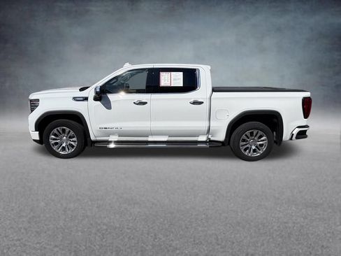Used 2023 GMC Sierra 1500 Denali AWD/4WD image 2