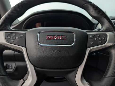 Used 2023 GMC Acadia SLE w/ Driver Convenience Package AWD/4WD image 28