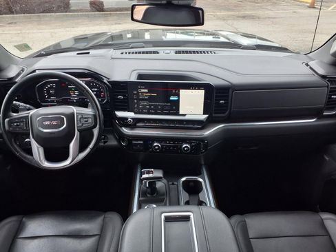 Used 2022 GMC Sierra 1500 SLT w/ SLT Premium Plus Package image 3