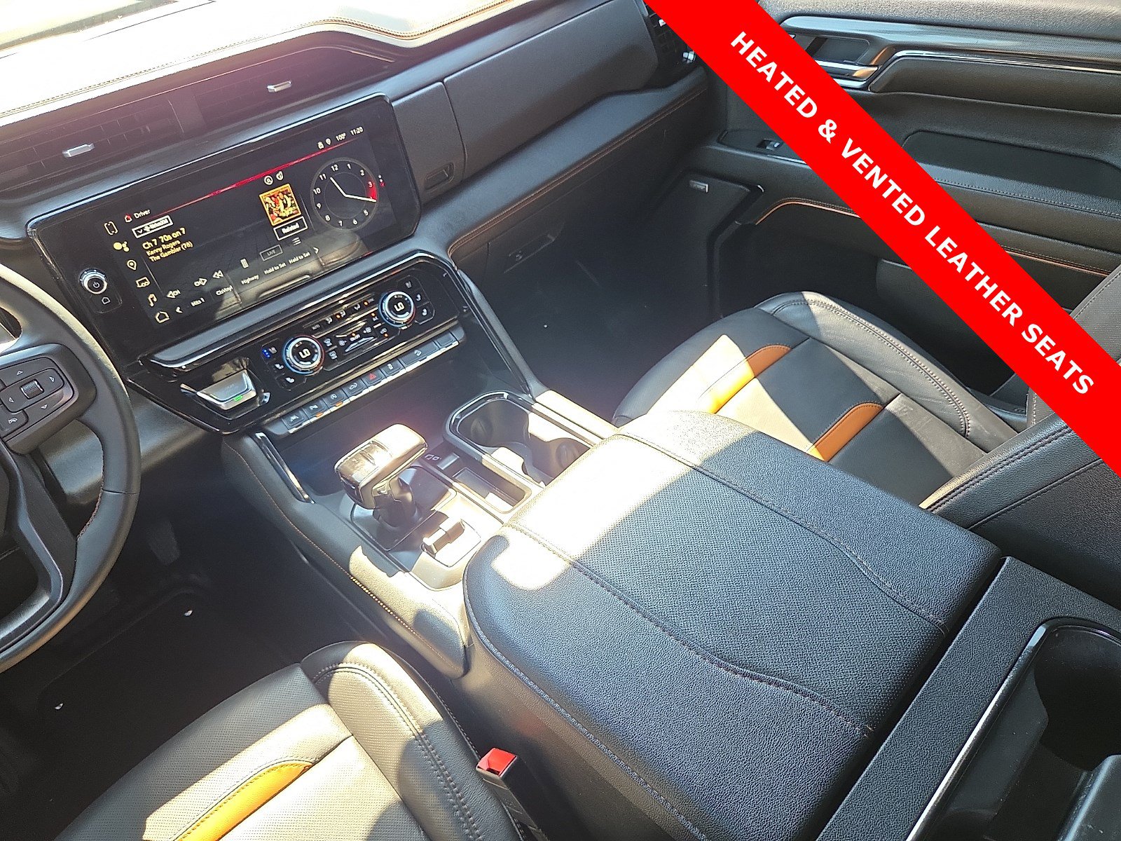 Used 2024 GMC Sierra 1500 AT4 w/ Technology Package AWD/4WD image 12