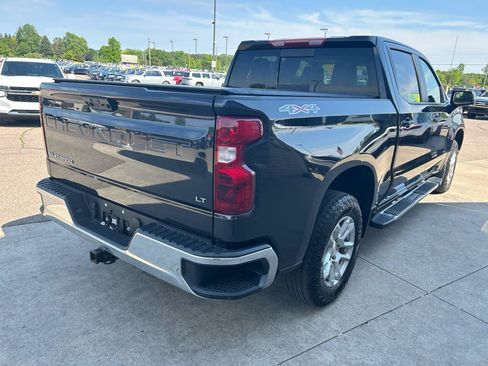 Used 2024 Chevrolet Silverado 1500 LT w/ Convenience Package II AWD/4WD image 5