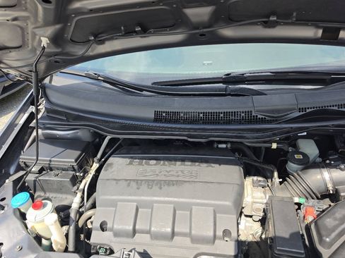 Used 2012 Honda Odyssey Touring Elite image 54