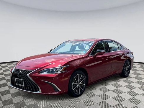 Used 2025 Lexus ES 350 w/ Premium Package FWD image 5