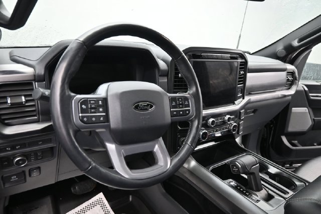 Used 2024 Ford F150 Lariat AWD/4WD image 13
