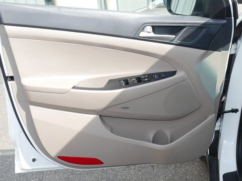 Used 2020 Hyundai Tucson Ultimate w/ Cargo Package AWD/4WD image 13