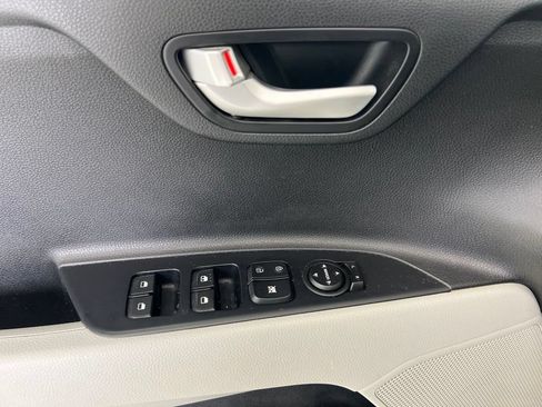 Used 2021 Kia Rio S FWD image 19