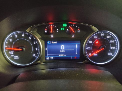 Used 2024 GMC Terrain SLE AWD/4WD image 23