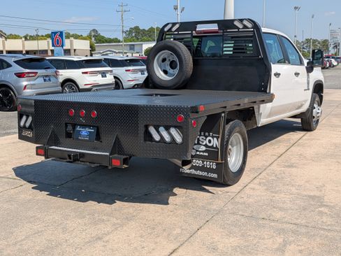 Used 2023 Chevrolet Silverado 3500 W/T w/ WT Fleet Convenience Package image 6