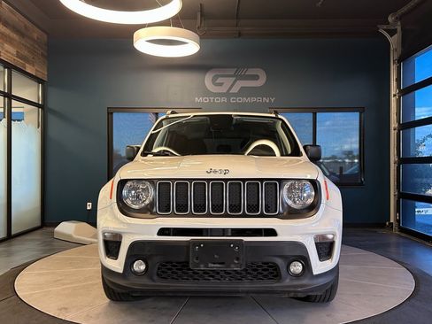 Used 2022 Jeep Renegade Latitude image 8