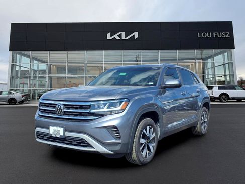 Used 2023 Volkswagen Atlas Cross Sport SE AWD/4WD image 1