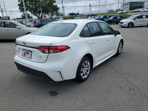 Certified 2024 Toyota Corolla LE FWD image 4