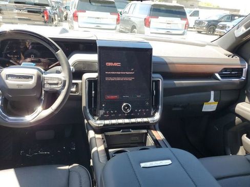 New 2026 GMC Yukon XL Denali w/ Denali Reserve Package RWD image 14