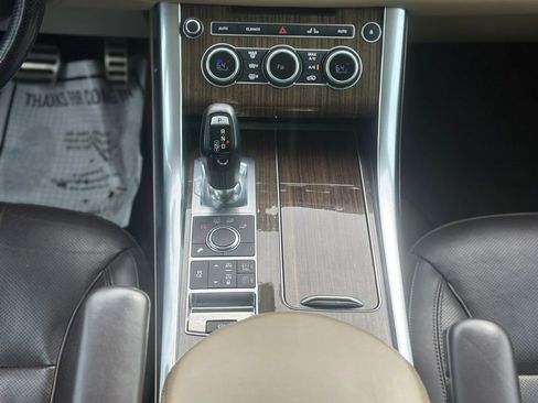Used 2016 Land Rover Range Rover Sport HSE image 26