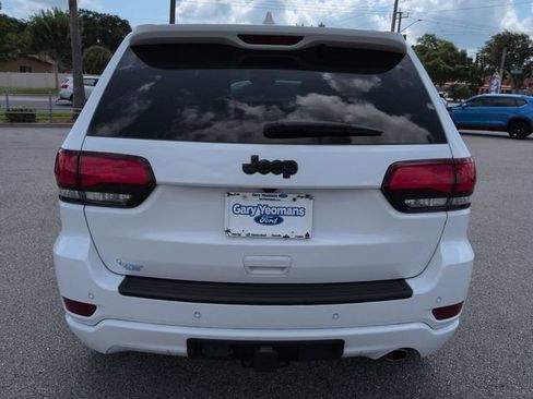 Used 2020 Jeep Grand Cherokee Altitude RWD image 5
