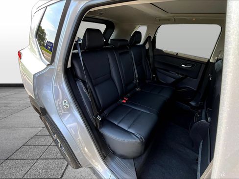 Certified 2023 Nissan Rogue SL w/ SL Premium Package AWD/4WD image 28
