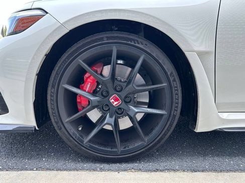 Used 2026 Honda Civic Type R image 18