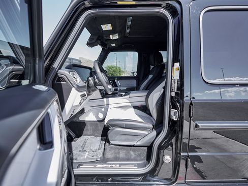 Used 2022 Mercedes-Benz G 63 AMG 4MATIC image 34