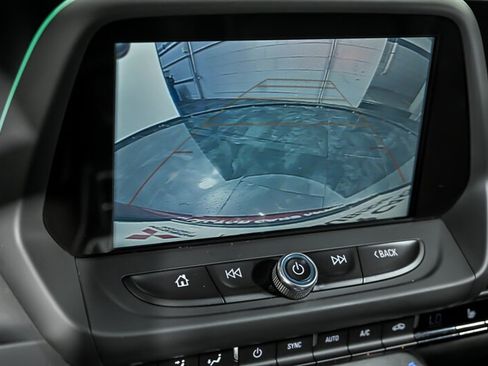Used 2018 Chevrolet Camaro SS RWD image 27
