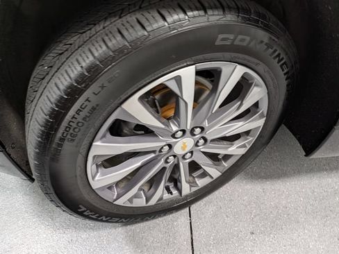 Used 2023 Chevrolet Traverse Premier AWD/4WD image 10