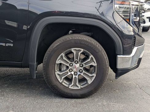 Used 2025 GMC Sierra 1500 SLT image 11