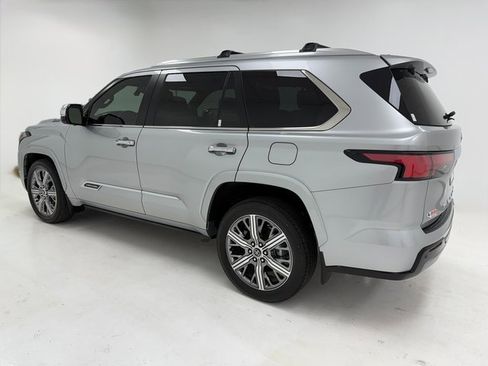 Used 2024 Toyota Sequoia Capstone image 37