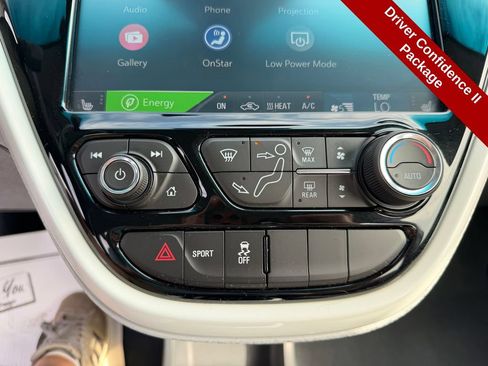 Used 2020 Chevrolet Bolt LT FWD image 25