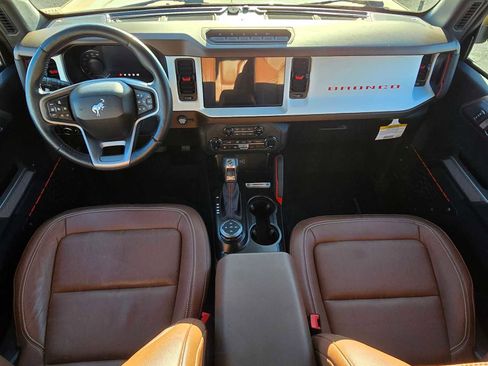 Used 2023 Ford Bronco Heritage Edition image 19