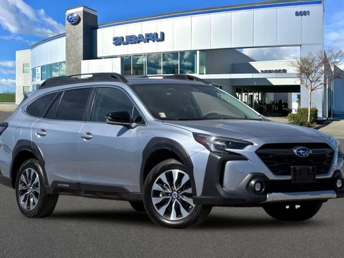 Used 2023 Subaru Outback Limited image 5