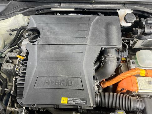 Used 2019 Kia Niro Touring image 29