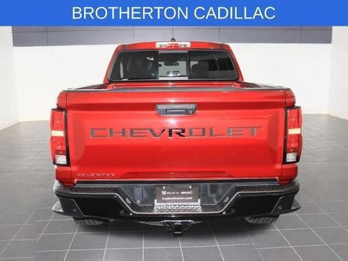 Used 2023 Chevrolet Colorado Trail Boss w/ Technology Package AWD/4WD image 4