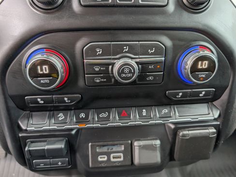 Used 2020 Chevrolet Silverado 1500 LT w/ All-Star Edition image 20