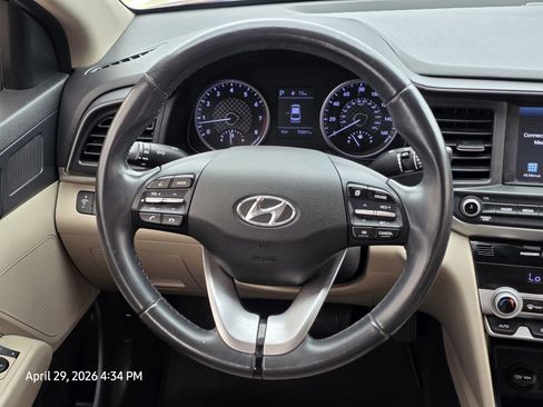 Used 2019 Hyundai Elantra Value Edition w/ Winter Weather Package FWD image 27