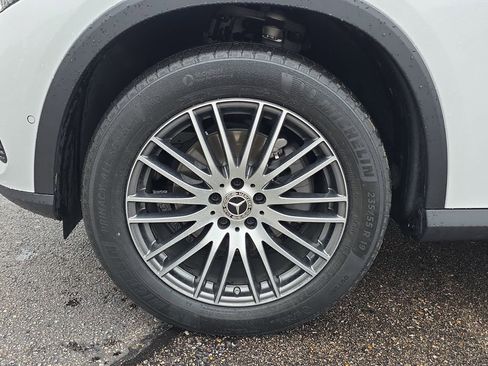 New 2026 Mercedes-Benz GLC 300 4MATIC image 9