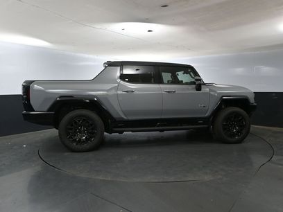 New 2025 GMC Hummer EV 2X