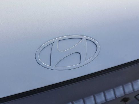 New 2026 Hyundai Ioniq 9 S image 13