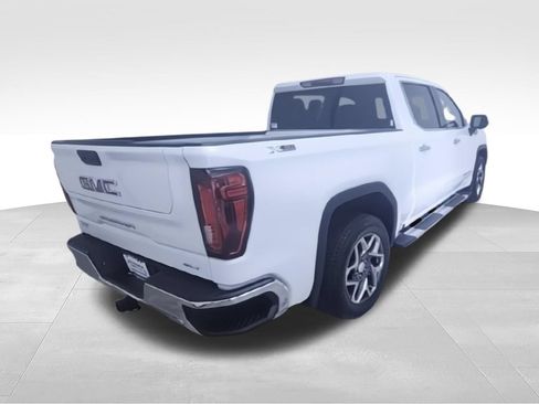 Used 2022 GMC Sierra 1500 SLT w/ SLT Premium Package AWD/4WD image 9