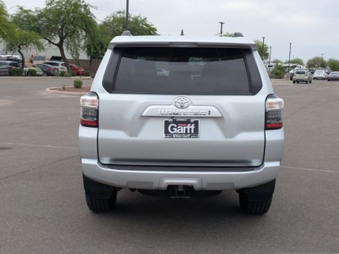 Used 2024 Toyota 4Runner SR5 image 4