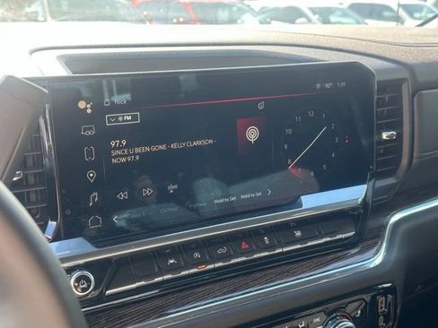 Used 2023 GMC Sierra 1500 Elevation image 30