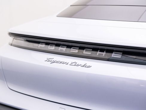 Certified 2022 Porsche Taycan Turbo w/ Premium Package image 35