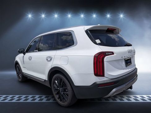 Used 2022 Kia Telluride SX w/ Towing Package FWD image 5