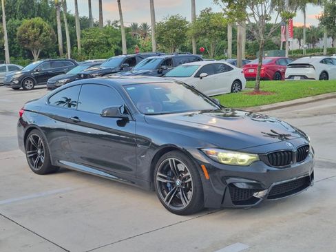 Used 2018 BMW M4 Coupe RWD image 3