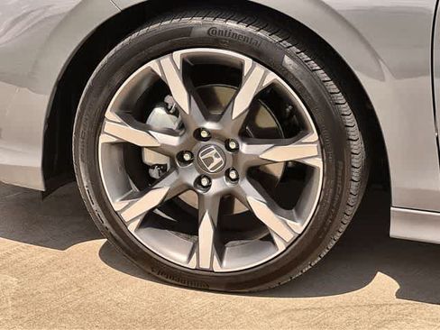Used 2026 Honda Civic Sport Touring image 9