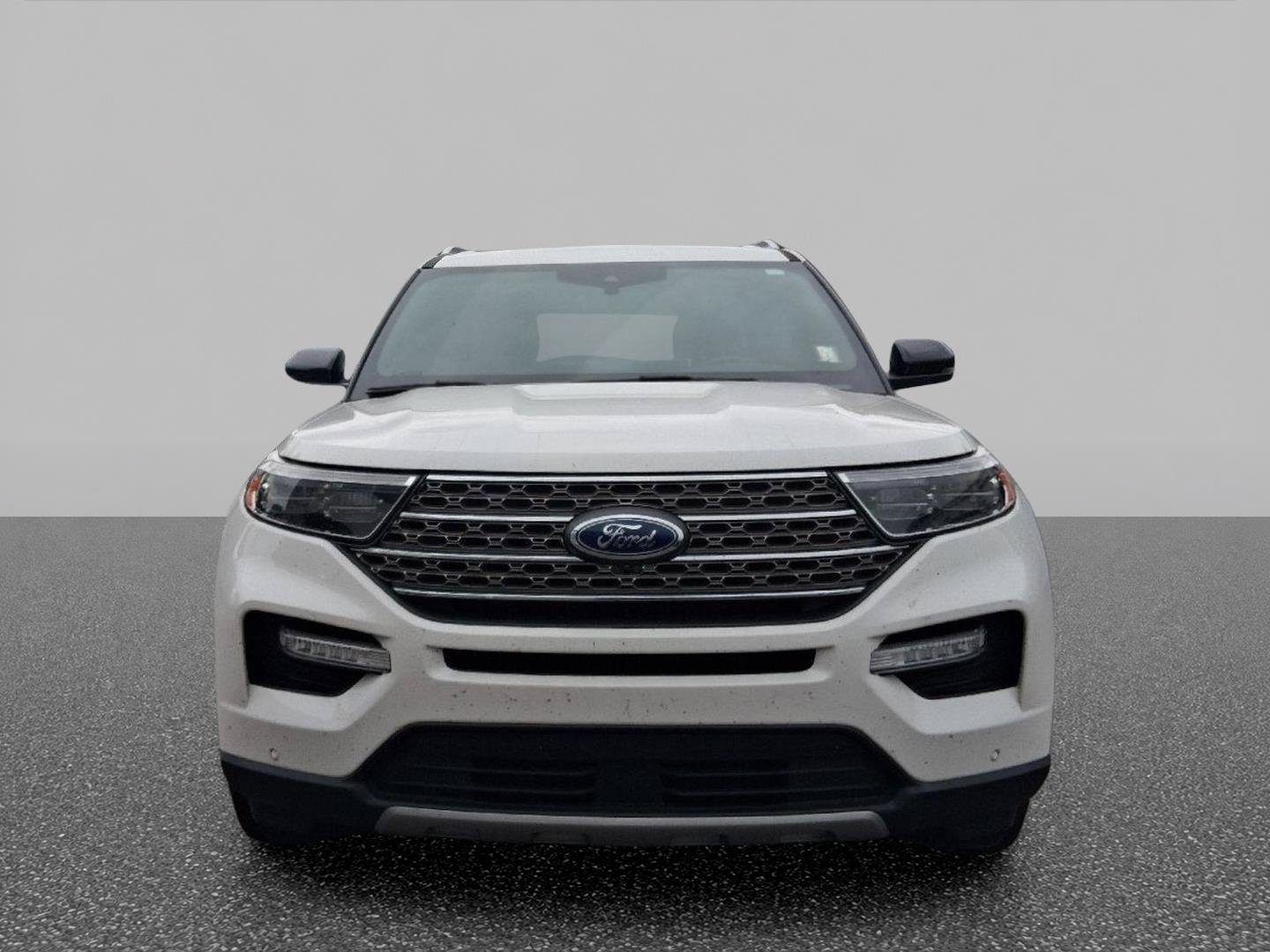 Used 2024 Ford Explorer King Ranch w/ Technology Package RWD image 2