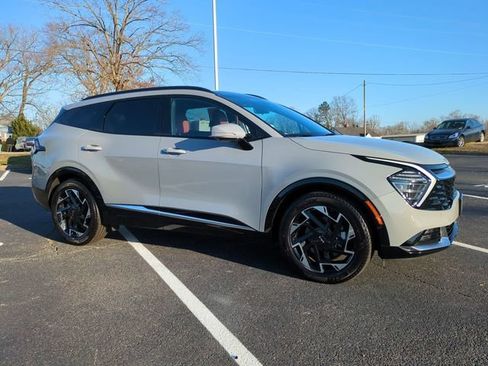 Used 2023 Kia Sportage SX FWD image 2