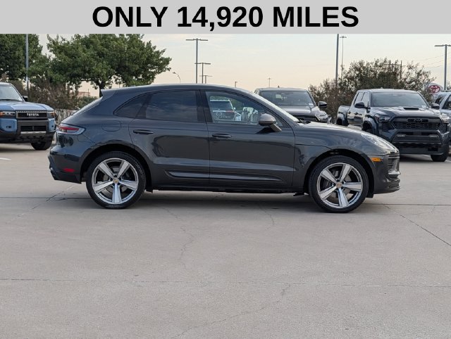 Used 2025 Porsche Macan Turbo AWD/4WD image 4