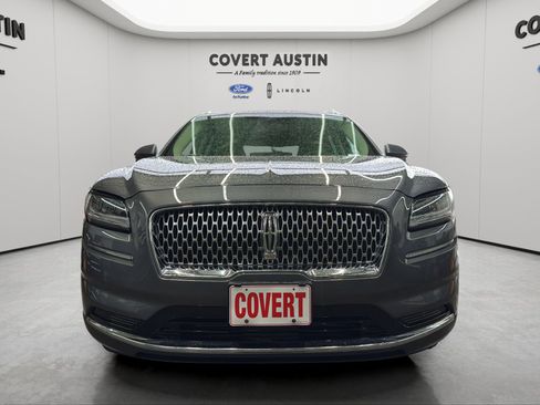 Used 2023 Lincoln Nautilus FWD w/ Premium Package image 8