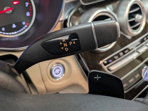 Used 2019 Mercedes-Benz C 300 4MATIC Sedan image 18