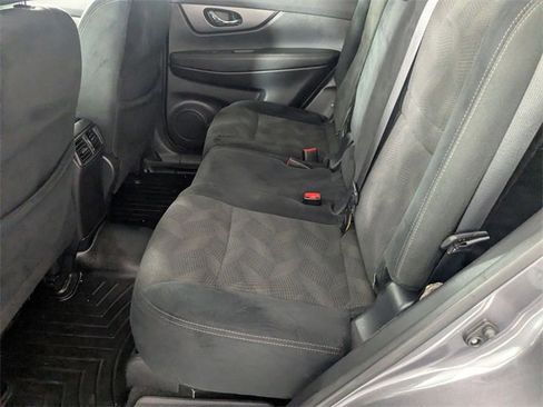 Used 2016 Nissan Rogue SV w/ SV Premium Package image 27